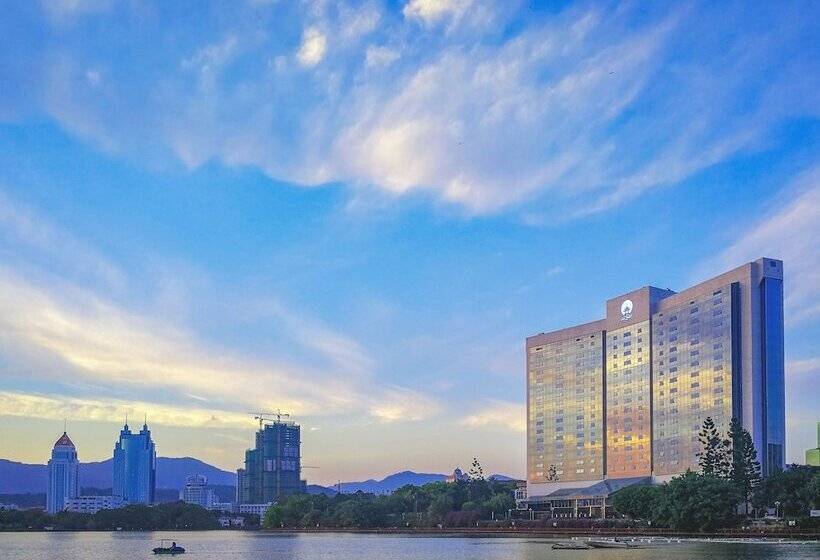 فندق Fuzhou Lakeside