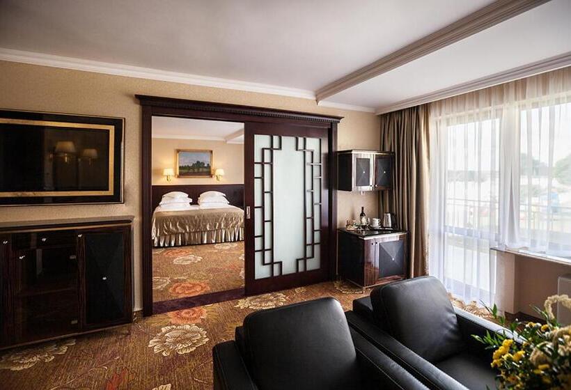 هتل Gołębiewski Mikołajki