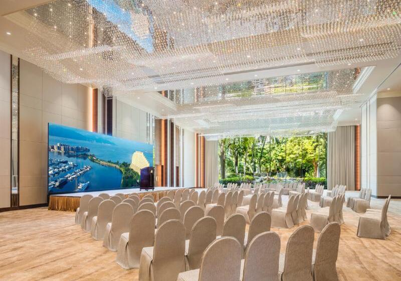 هتل Hong Kong Gold Coast