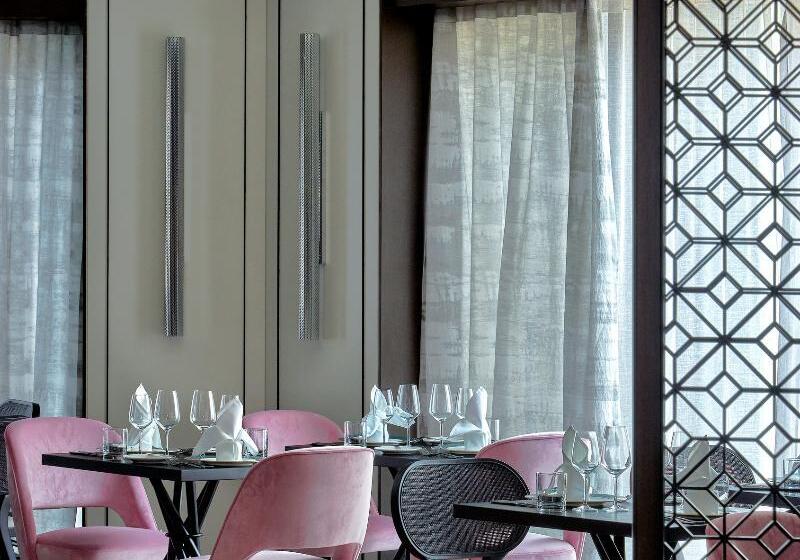 هتل Grand Park City Hall