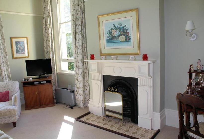 호텔 Hacklewood Hill Country House