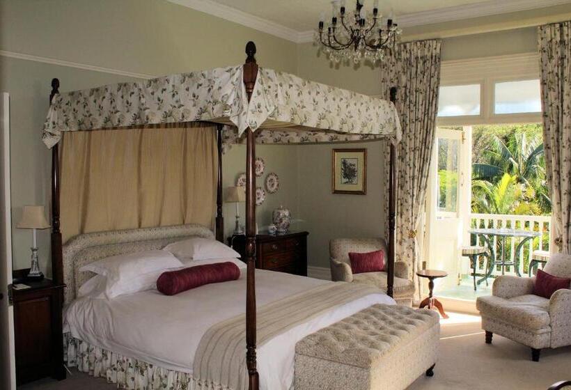 هتل Hacklewood Hill Country House