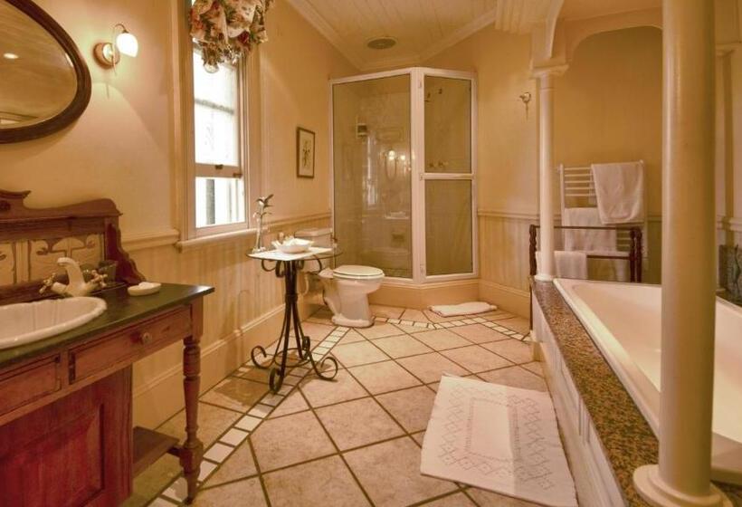 호텔 Hacklewood Hill Country House