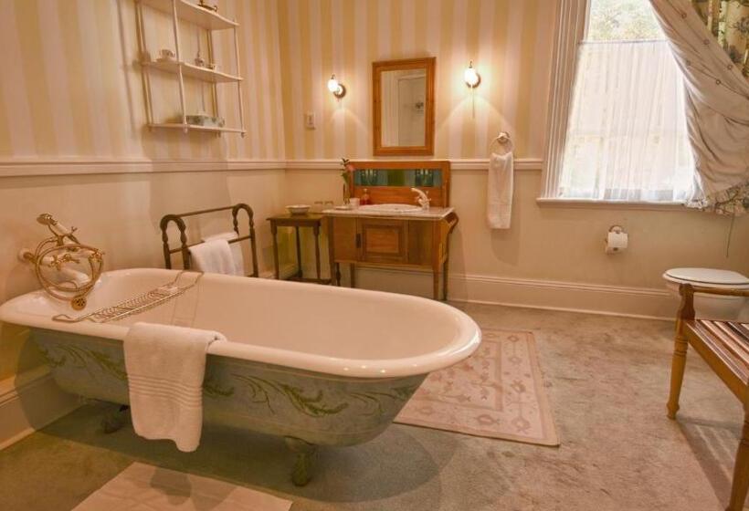 호텔 Hacklewood Hill Country House