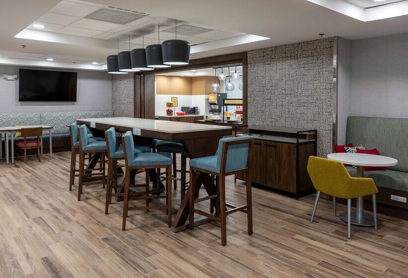 فندق Hampton Inn & Suites Alpharetta Roswell