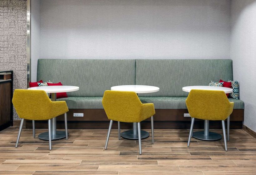 فندق Hampton Inn & Suites Alpharetta Roswell