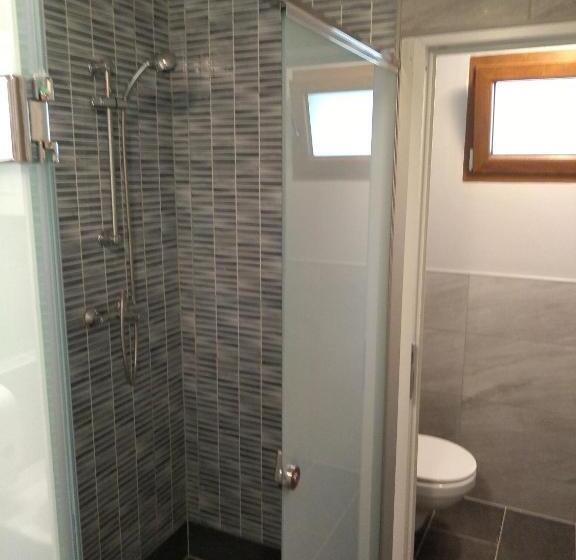 בית מלון כפרי Hi Hostel Pula