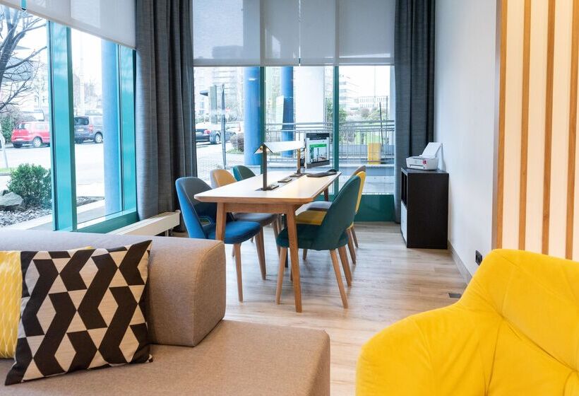 هتل Holiday Inn Essen City Centre, An Ihg