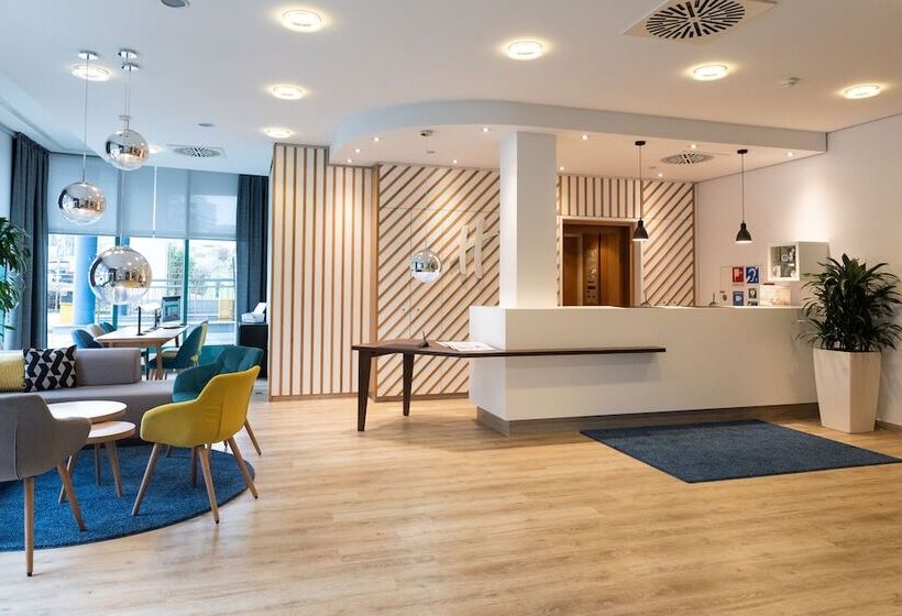 هتل Holiday Inn Essen City Centre, An Ihg