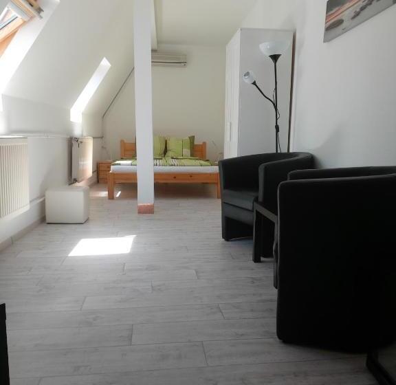 Отель Horváth Fogadó Panzió