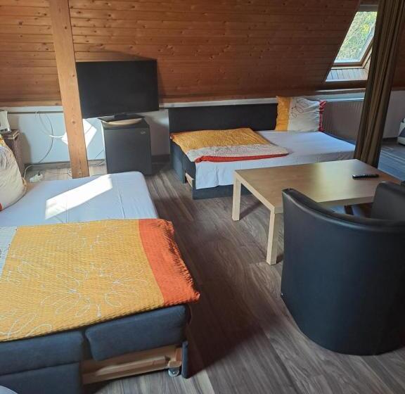 Отель Horváth Fogadó Panzió