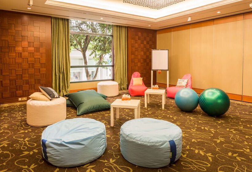 هتل Jen Singapore Tanglin By Shangrila