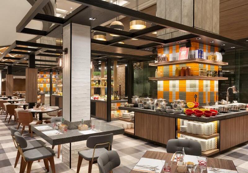 هتل Jen Singapore Tanglin By Shangrila