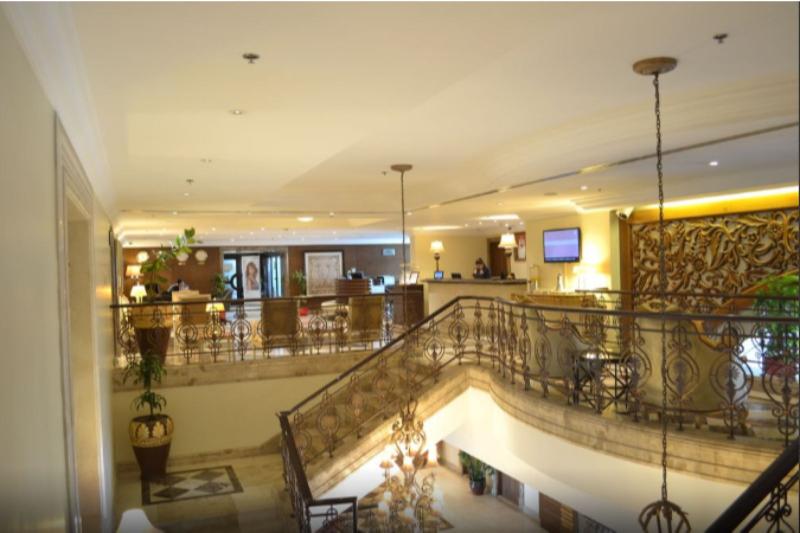 Отель Sheraton Khalidiya