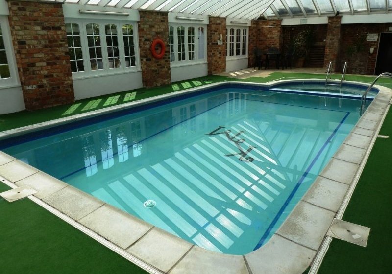 ホテル Knavesmire Manor