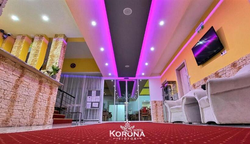 فندق Korona