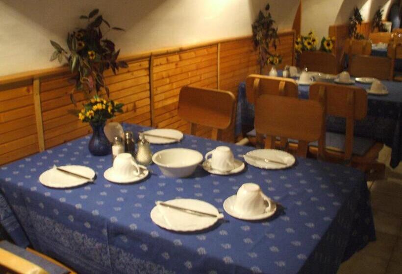 호텔 Krisztina Panzió