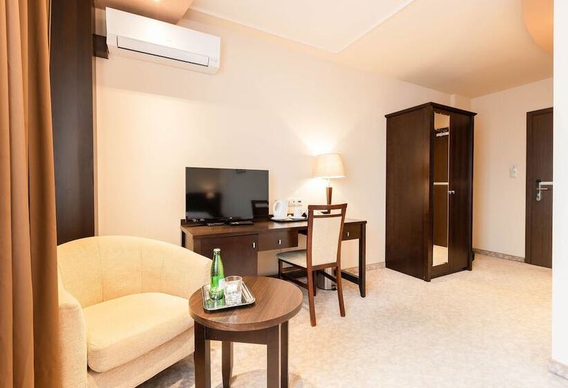 Отель Kudowa Manufaktura Relaksu