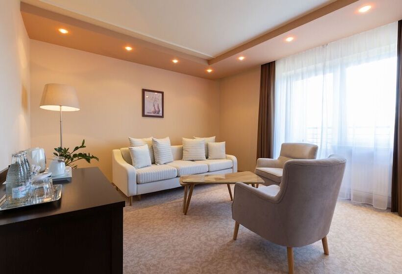 Отель Kudowa Manufaktura Relaksu