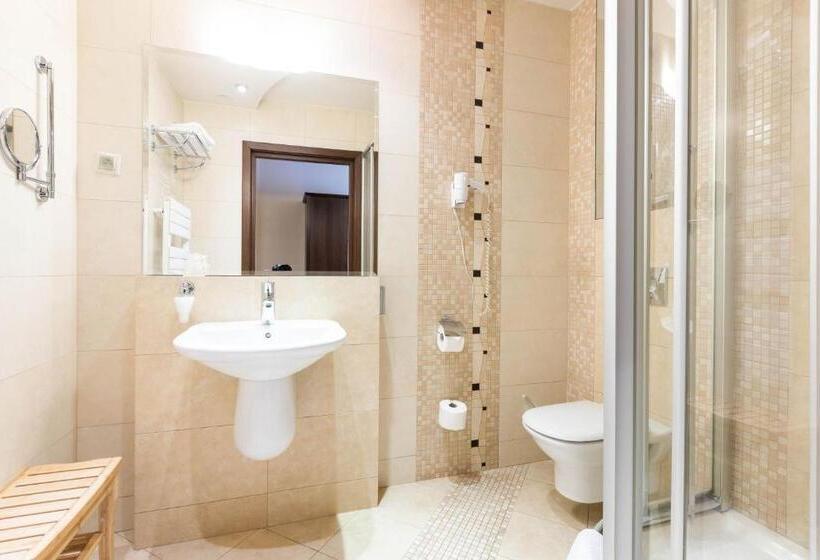 Отель Kudowa Manufaktura Relaksu