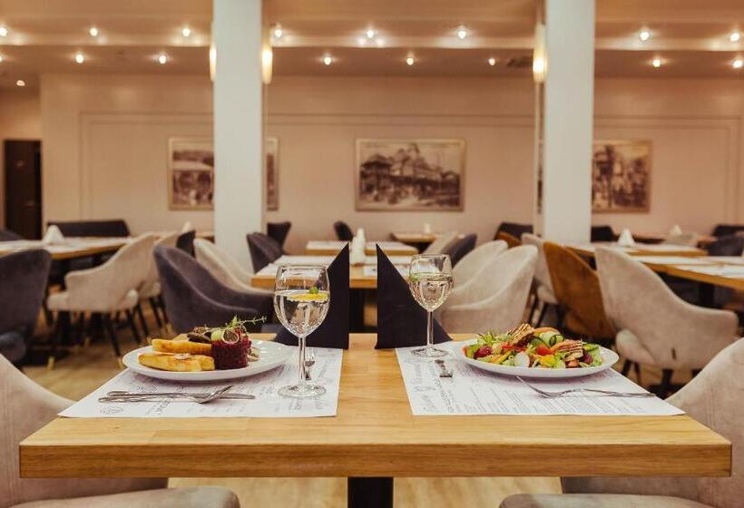 Отель Kudowa Manufaktura Relaksu