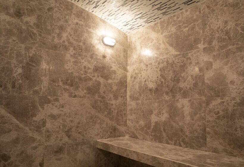 Отель Landmark Canton