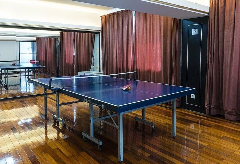 Отель Landmark Canton