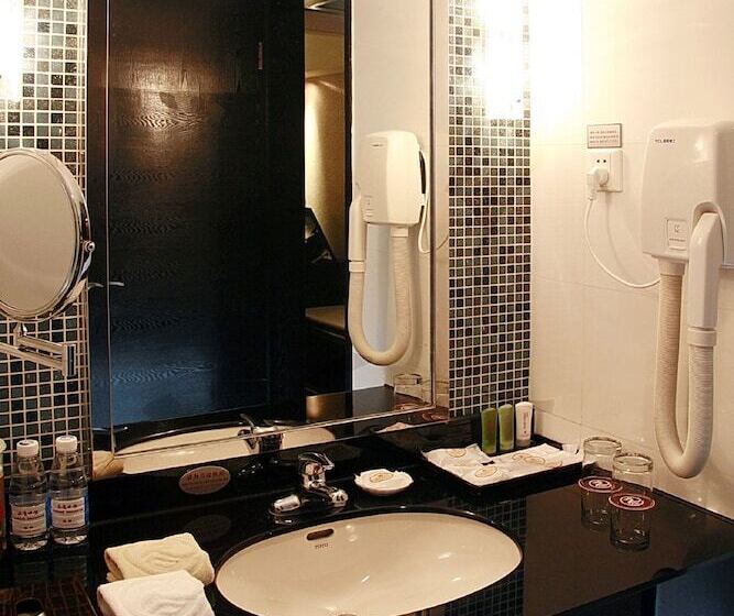 Отель Landmark Canton