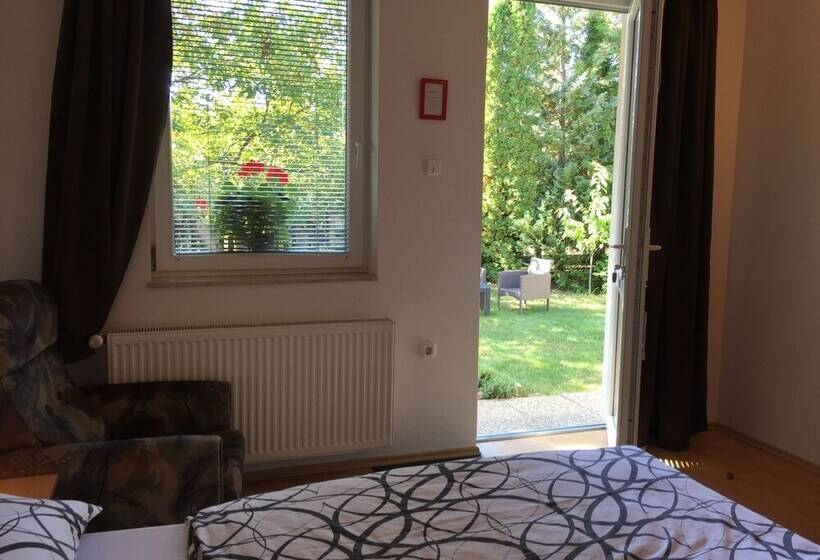 בית מלון כפרי Margaréta Panzió