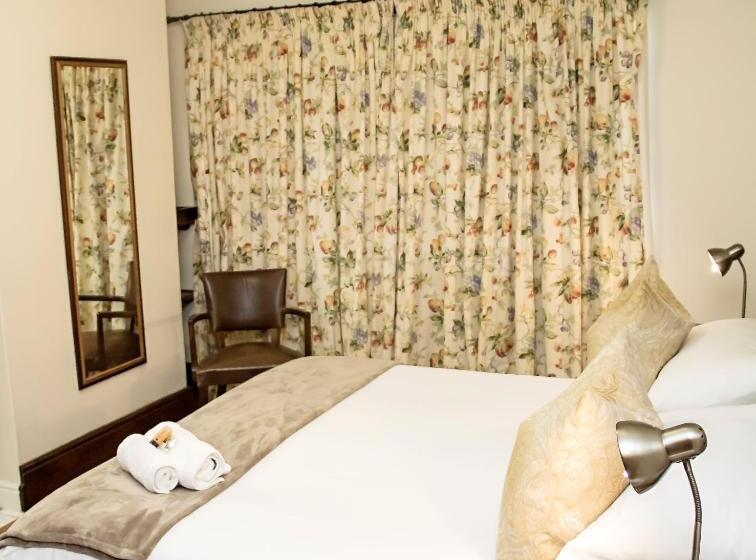 בית מלון כפרי Matoppo Inn