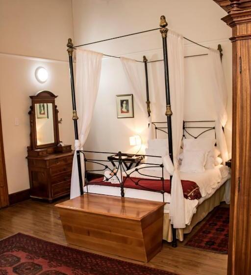 בית מלון כפרי Matoppo Inn