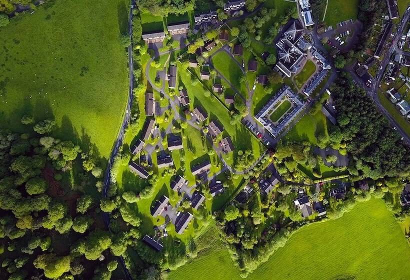 فندق Moness Resort