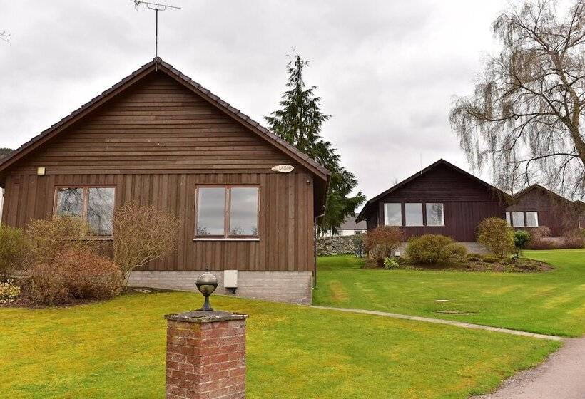 فندق Moness Resort