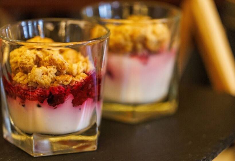 فندق Moness Resort