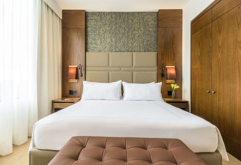 فندق NH Collection Bogotá Royal Teleport