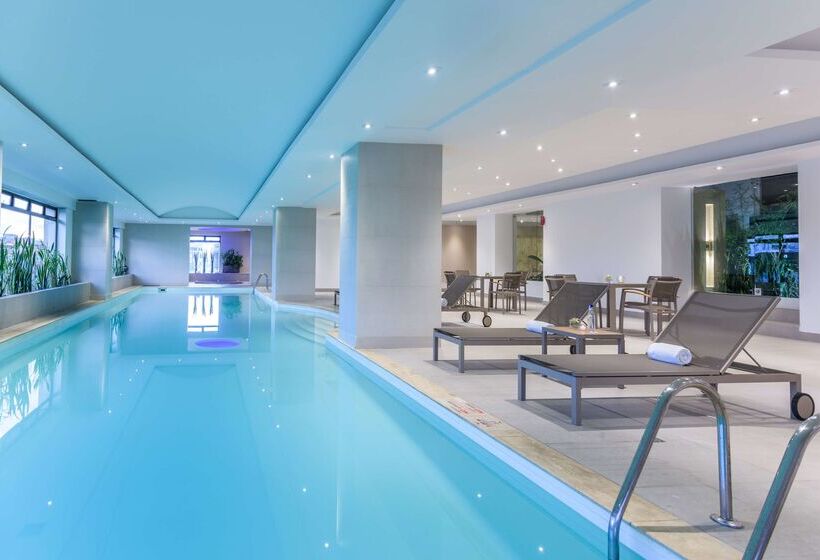 فندق NH Collection Bogotá Royal Teleport