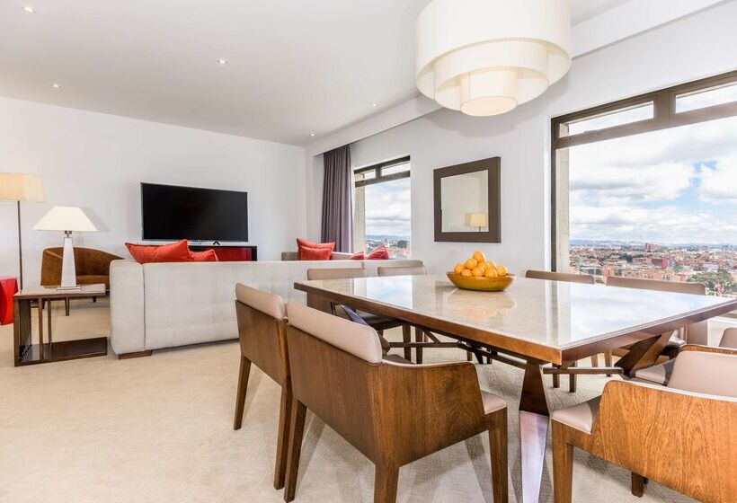 فندق NH Collection Bogotá Royal Teleport