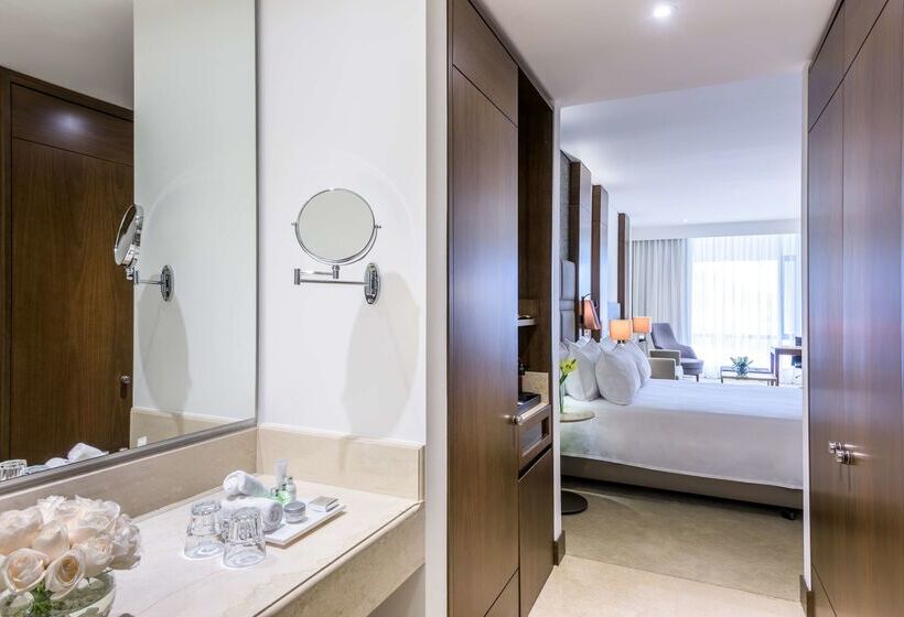 فندق NH Collection Bogotá Royal Teleport