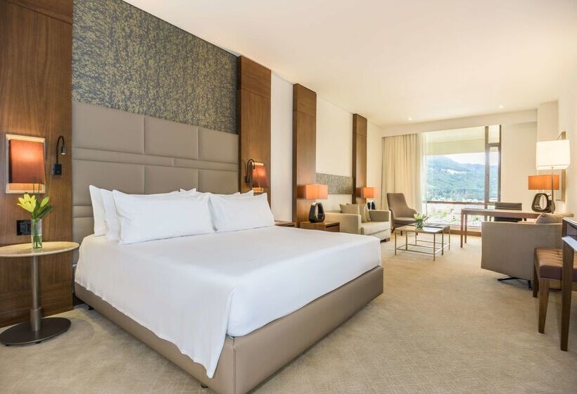 فندق NH Collection Bogotá Royal Teleport