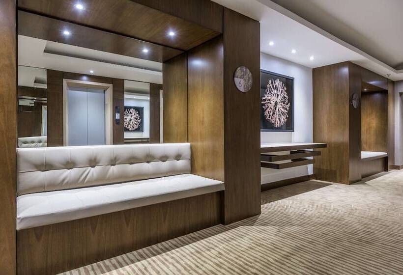 فندق NH Collection Bogotá Royal Teleport