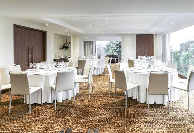 فندق NH Collection Bogotá Royal Teleport