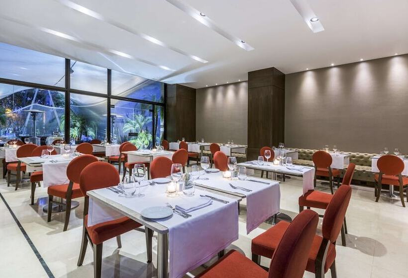 فندق NH Collection Bogotá Royal Teleport