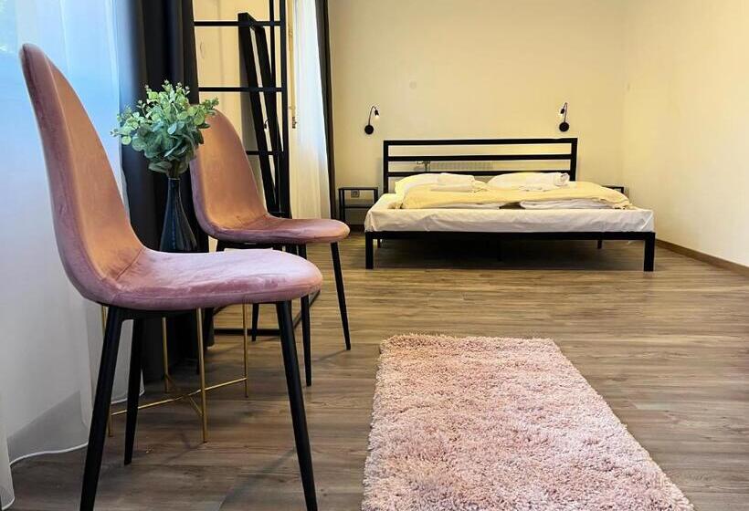 ホテル Nussbaum Panzio