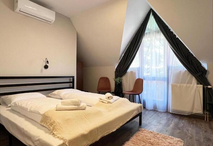 בית מלון כפרי Nussbaum Panzio