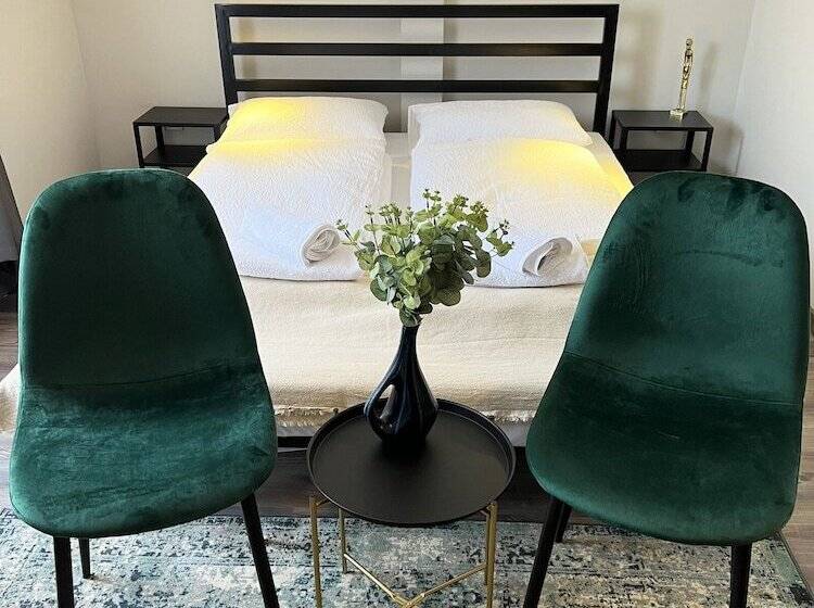 בית מלון כפרי Nussbaum Panzio