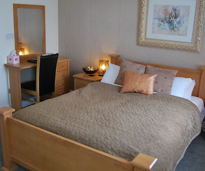 Отель Olivers Lodge