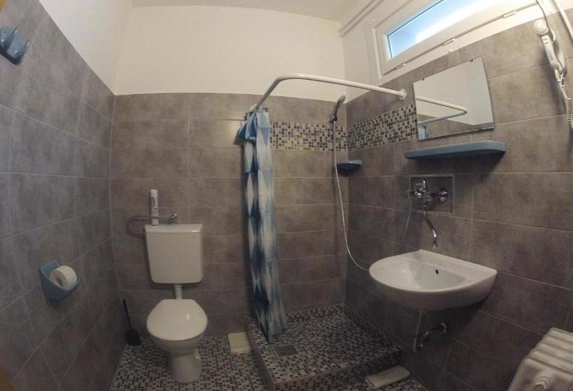 酒店 Olympos Panzió