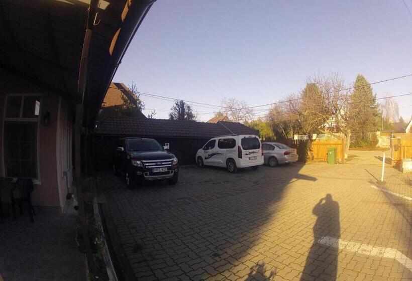 酒店 Olympos Panzió