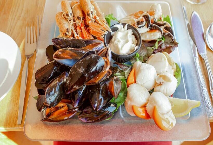 Отель Orasay Inn