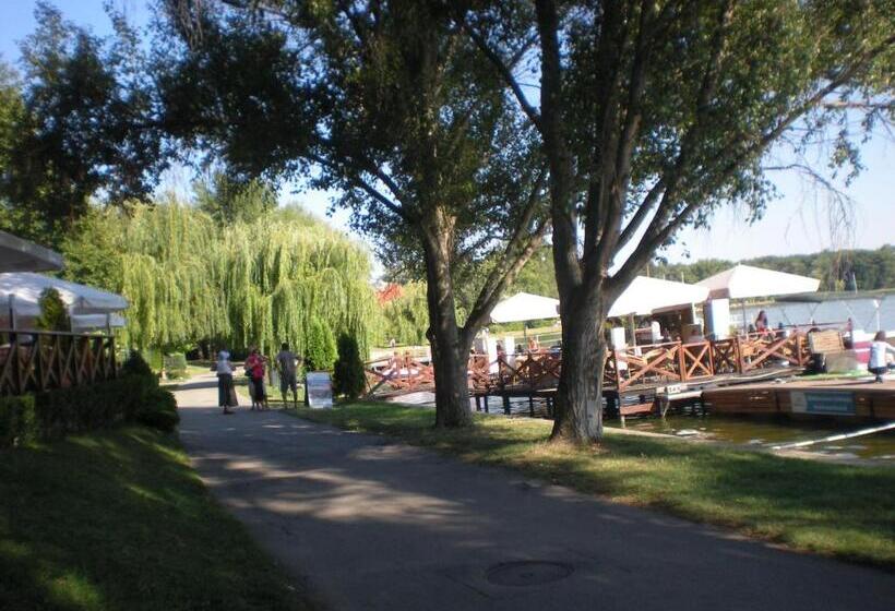 فندق Parti Panzió